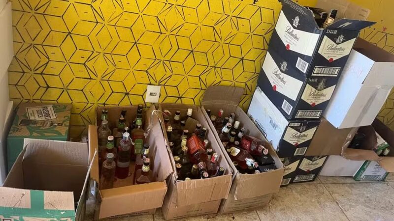 Esquema de “whisky” falsificado é descoberto e casal acaba detido na Capital