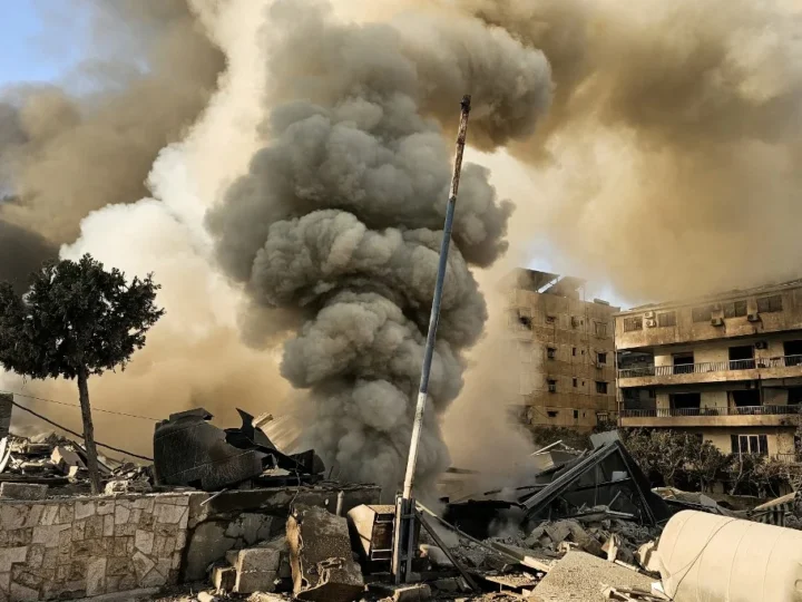 Irã amplia ameaças e tensão global cresce com novos ataques e movimentação militar