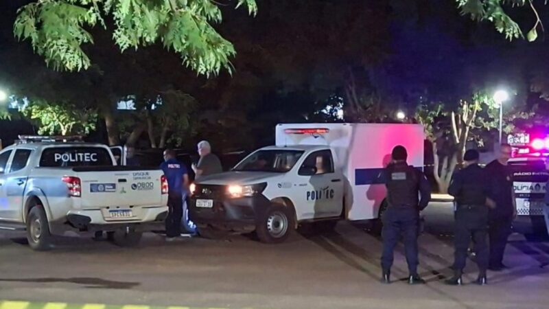 Criança morre após ser esquecida em carro; universidade e prefeitura decretam luto