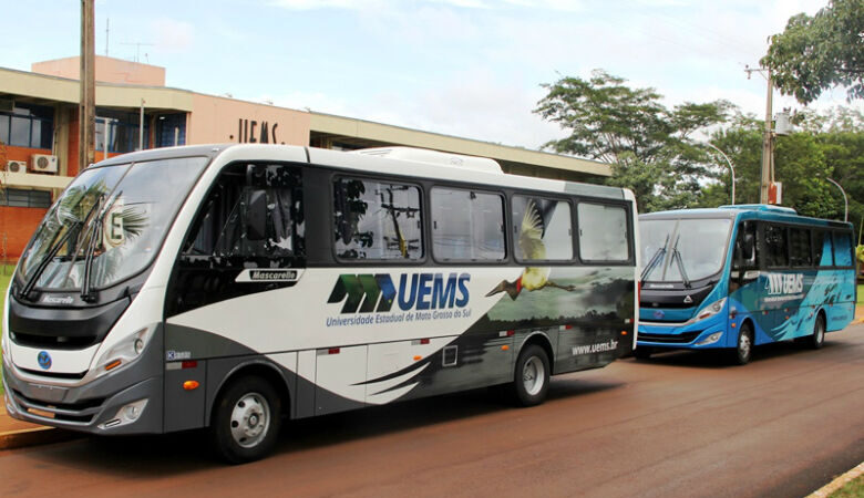 UEMS oferta transporte gratuito para universitários
