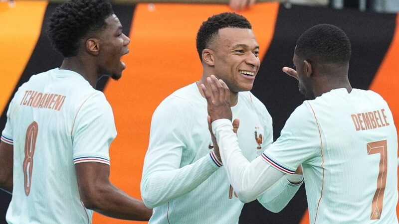 Brasil perde para a França em amistoso e liga alerta para a Copa de 2026