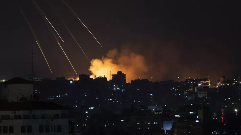 Israel diz estar pronto para guerra em várias frentes após novos ataques