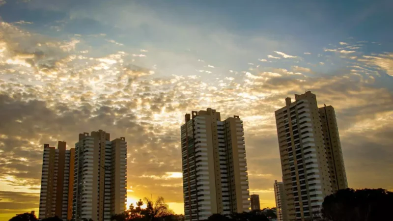 Calor de até 36°C predomina em MS, com chance de tempestades isoladas