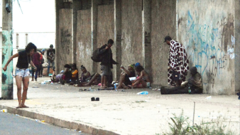 Nova política sobre drogas prioriza redução de danos e amplia acesso a tratamento