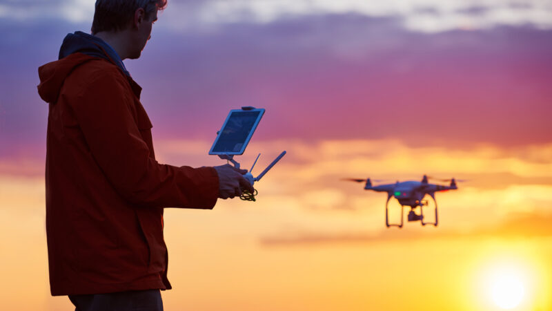 Curso gratuito de drones abre vagas para jovens em Campo Grande