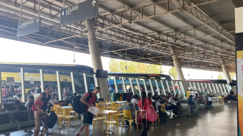 Feriado de Tiradentes deve movimentar rodoviária com grande fluxo de passageiros