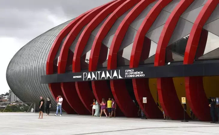 Com salários atrasados, vigilantes faltam e Bioparque abre com equipe reduzida