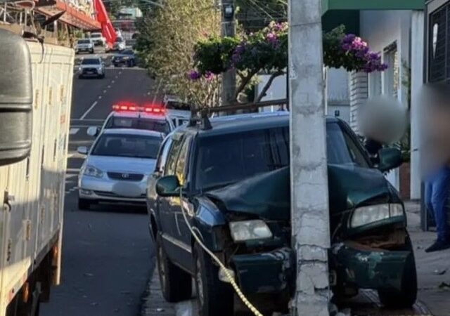Falha mecânica provoca acidente e deixa região sem energia em Campo Grande