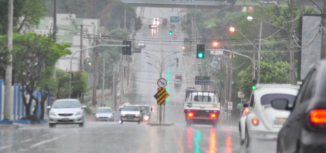 Prepare o guarda – chuva: Sexta-feira será de tempo instável e risco de tempestades em Mato Grosso do Sul