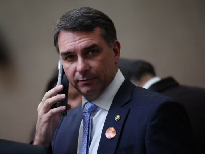 Caso Banco Master ganha repercussão nacional após vazamento envolvendo Flávio Bolsonaro