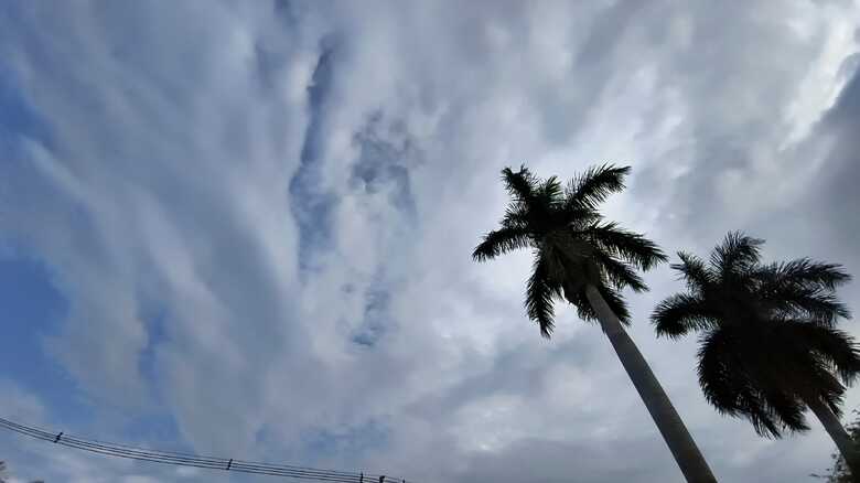 Nova frente fria provoca chuva forte e mantém tempo instável em MS neste sábado