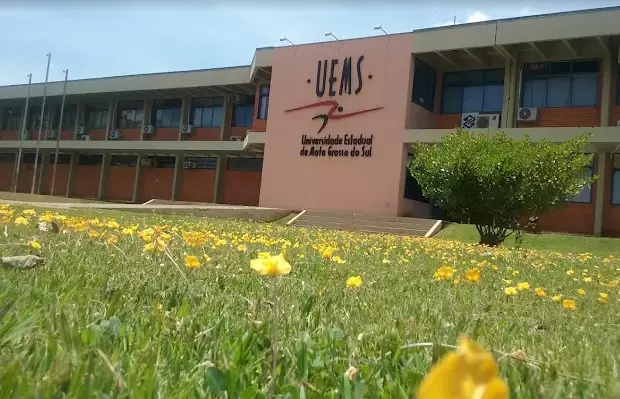 UEMS oferece vagas para aluno especial no Mestrado em Letras