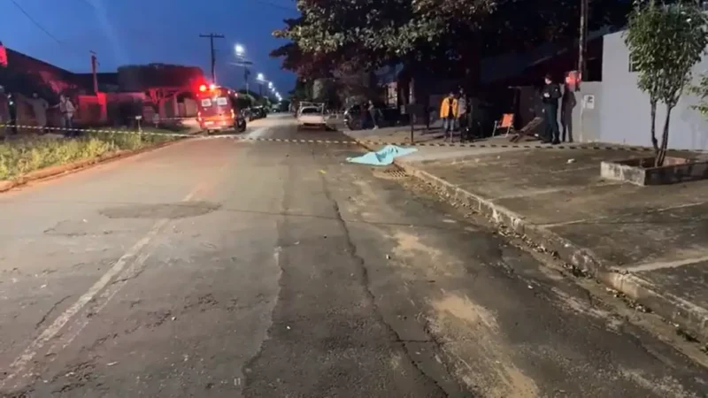 Homem é executado a tiros ao sair do trabalho