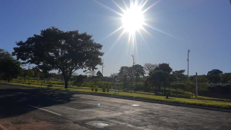 Semana começa com sol, mas chuva e risco de tempestades avançam sobre Mato Grosso do Sul