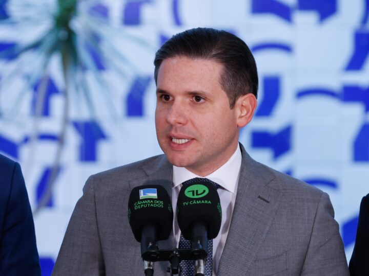 Câmara prevê transição de um ano para acabar com escala 6×1 sem reduzir salários