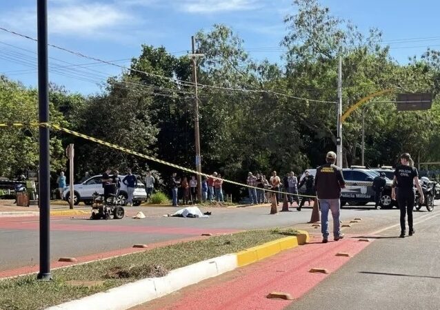 Cadeirante morre após ser atingido por caminhão da prefeitura na faixa de pedestre