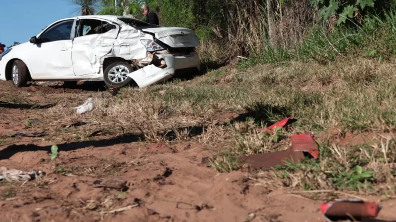 Venezuelana morre após grave acidente entre carro e carreta na BR-163 em Campo Grande