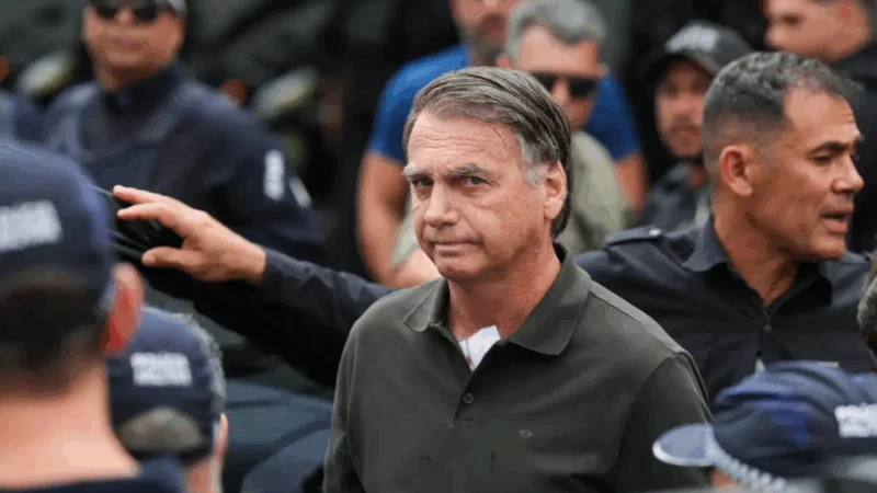 STM marca julgamento de recurso de Bolsonaro em processo que pode resultar na perda da patente militar