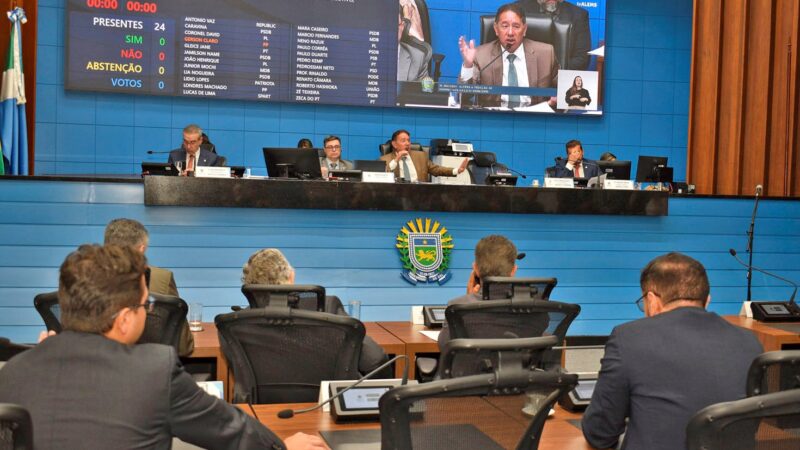 Assembleia de MS vota projeto sobre câmeras em escolas e propostas de reconhecimento social e religioso