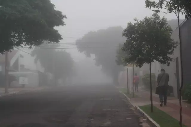 Frente fria traz temporais, ventania e pode provocar geada com temperaturas próximas de 0°C em MS