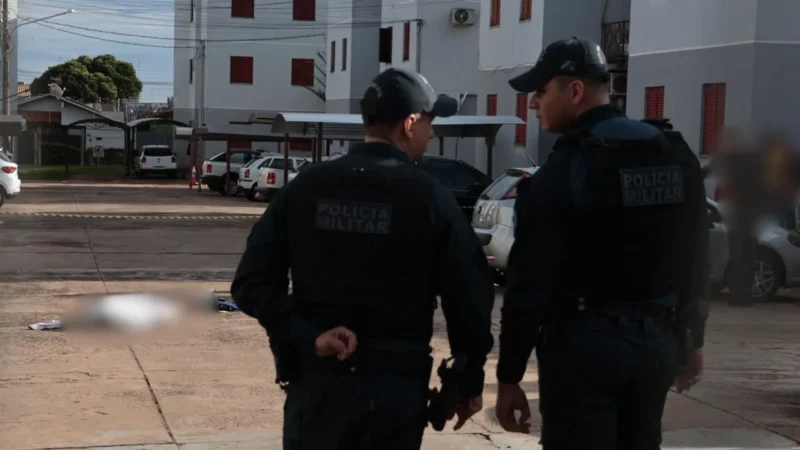 Homem morre após luta corporal com policial civil em condomínio no bairro Mata do Jacinto, em Campo Grande