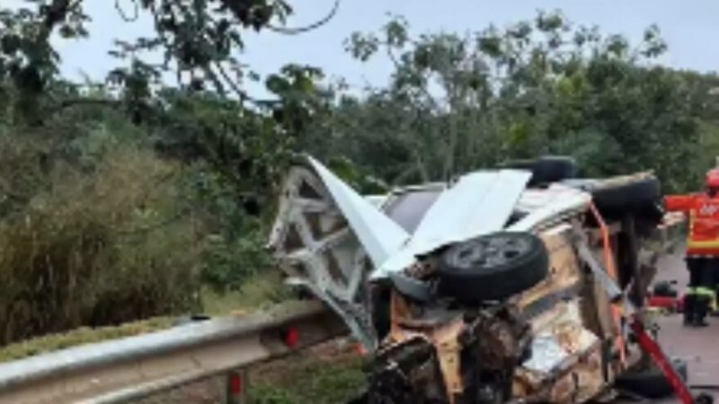 Homem morre após colisão entre carro e carreta na BR-163, em Rio Verde de Mato Grosso