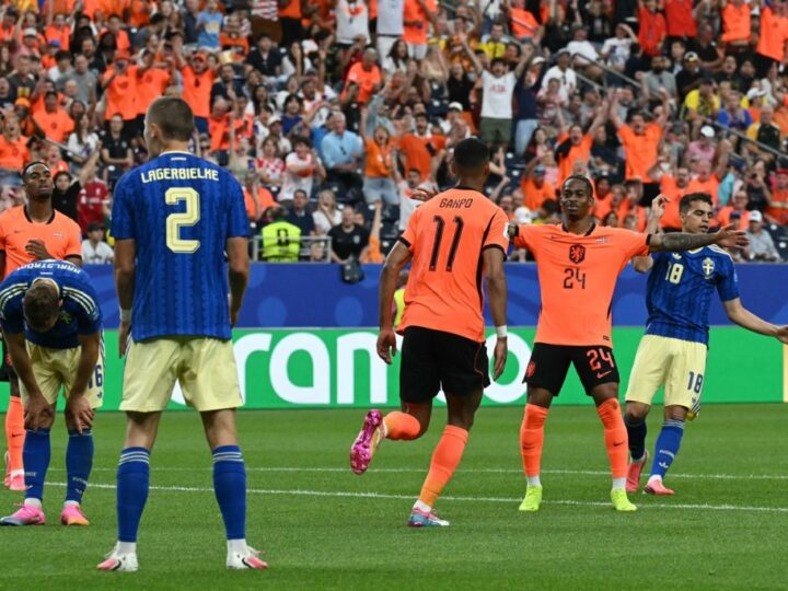 Holanda goleia Suécia e assume liderança do Grupo F na Copa do Mundo