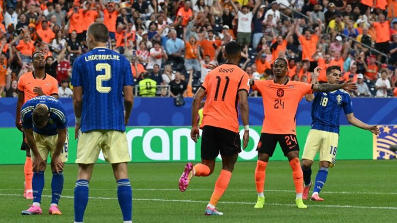 Holanda goleia Suécia e assume liderança do Grupo F na Copa do Mundo