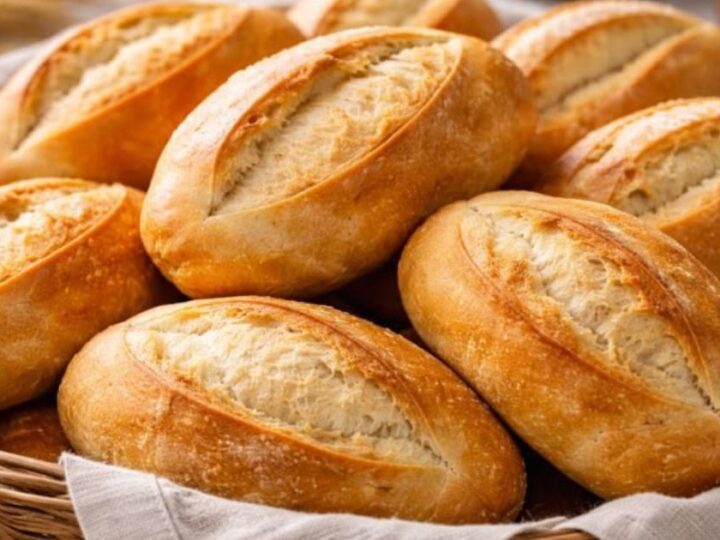 Anvisa alerta para risco de substância formada em alimentos muito tostados como batata frita e pão
