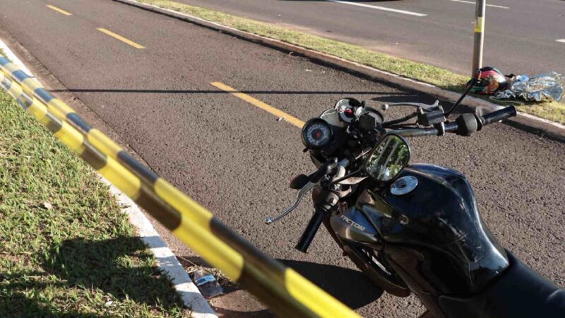 Garçonete morre em acidente de moto ao voltar do primeiro dia de trabalho em Campo Grande