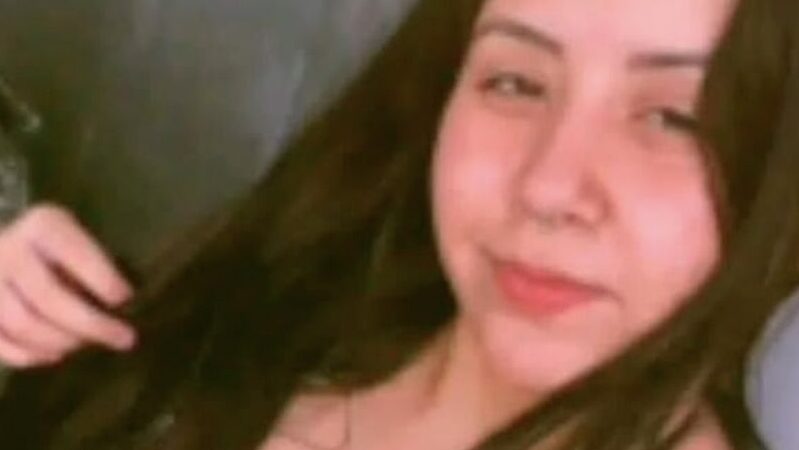 Menina de 15 anos desaparece após avisar à tia que iria para a casa dos pais em Rio Negro (MS)