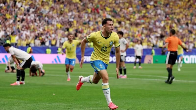 Martinelli marca nos acréscimos, Brasil vence o Japão e garante vaga nas oitavas da Copa
