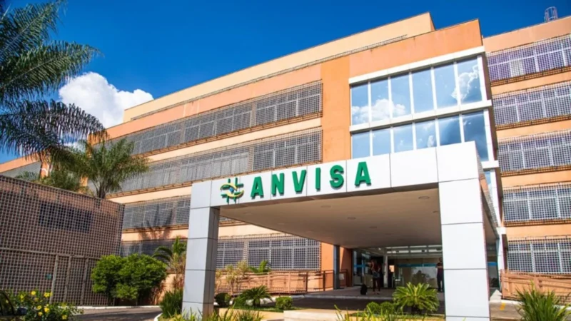 Anvisa proíbe venda de suplementos, medicamento e oxigênio medicinal por irregularidades