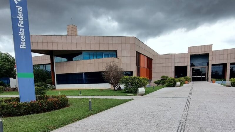 Receita Federal e Banco Central recebem autorização para abrir 316 vagas em novos concursos