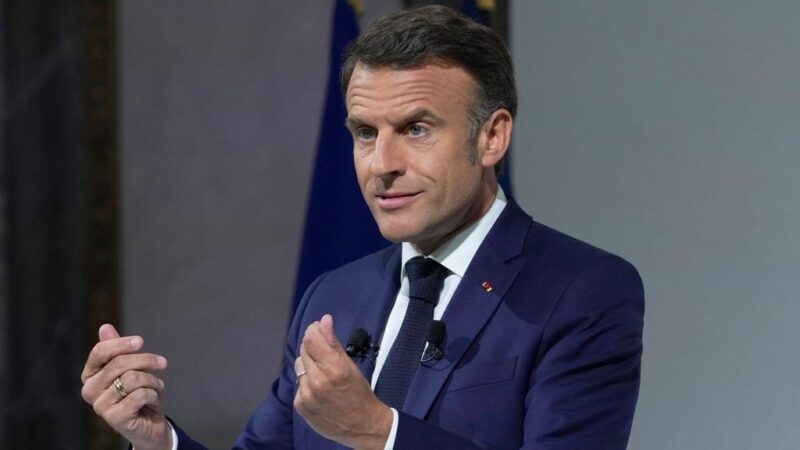 Explosões perto de hotel de Macron deixam 18 feridos durante visita à Síria