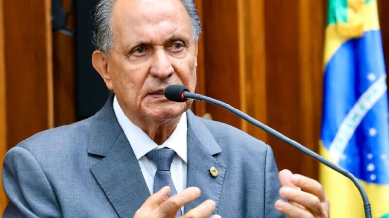 Zé Teixeira cobra ações para conter erosões, ampliar rede elétrica e fortalecer escola no interior de MS