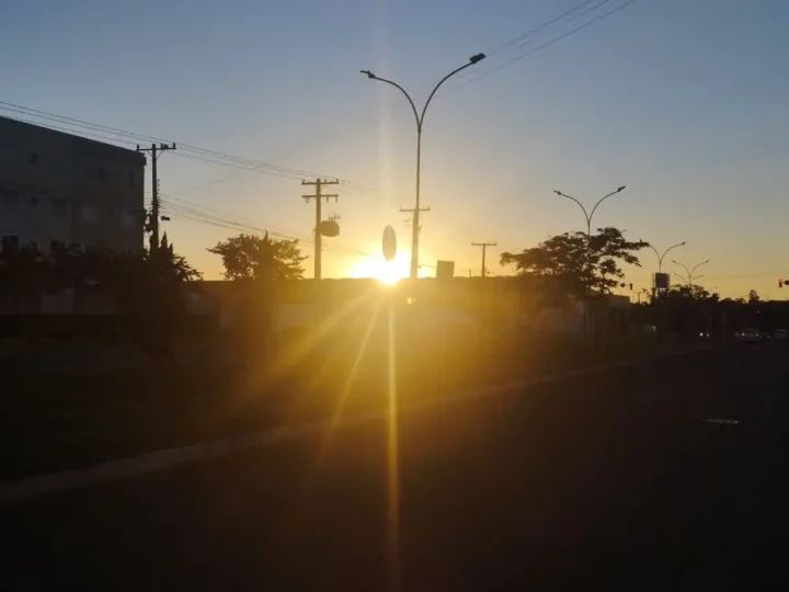 Frente fria provoca grande variação de temperatura e mantém alerta para baixa umidade em MS