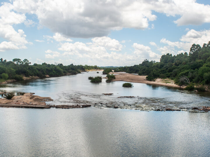 Calor volta a ganhar força em MS com máxima de 32°C e baixa umidade nesta quinta