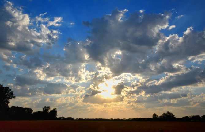 Calor de até 39°C e risco de tempestades marcam a quarta-feira em Mato Grosso do Sul