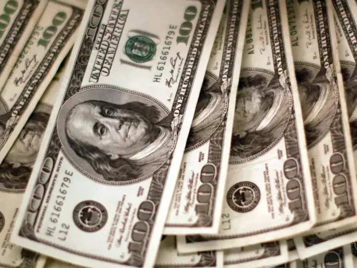 Ibovespa avança 1,88% enquanto dólar fecha cotado a R$ 5,06