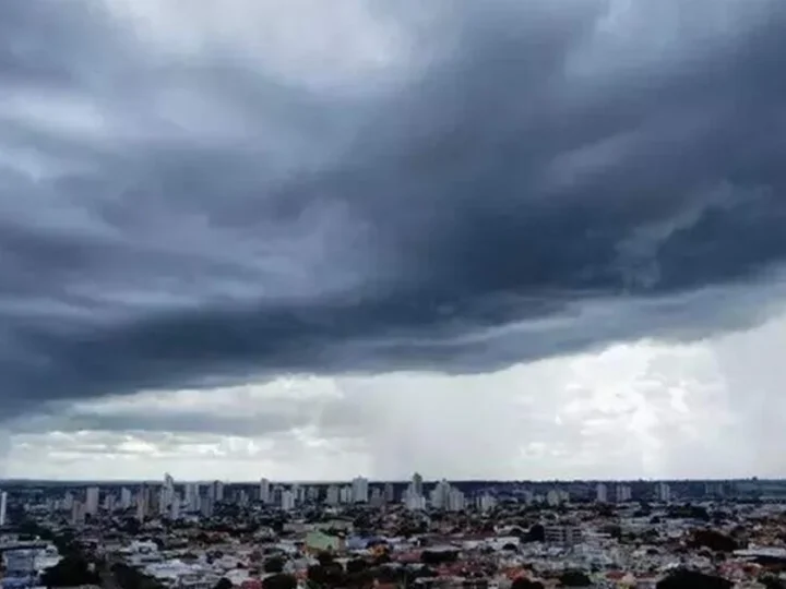 Inmet emite alerta de tempestade para nove cidades do sul de MS com risco de granizo e ventos fortes