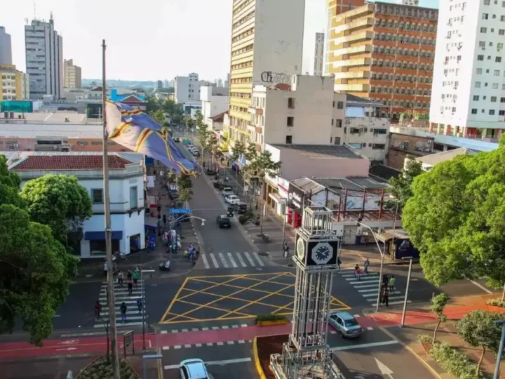 Pesquisa revela que viver com dignidade em Campo Grande custa cerca de R$ 4 mil por mês