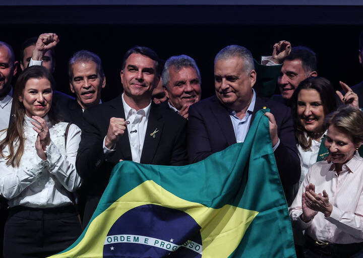 Flávio Bolsonaro confirma Alfredo Gaspar como vice após impasse com Tereza Cristina