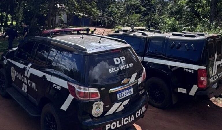 Homem é morto a facadas dentro de residência em Bela Vista