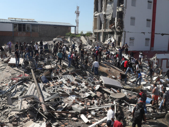 Terremoto de 7,4 deixa 132 mortos e centenas de feridos na Colômbia
