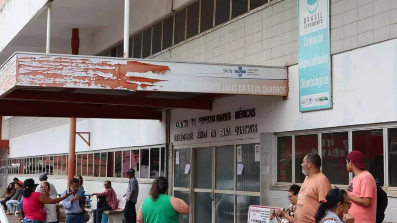 Mais de 10 mil esperam por endoscopia enquanto aparelho está parado em Campo Grande