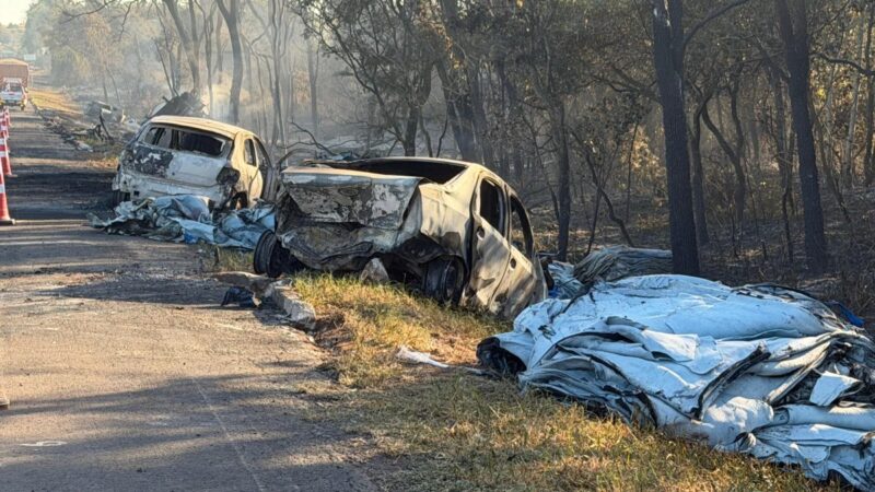 Acidente com explosão deixa quatro mortos e seis feridos na BR-163
