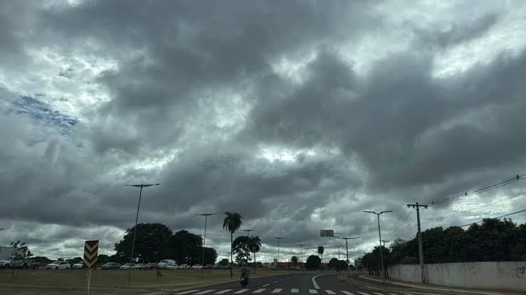 Campo Grande registra 21,4 mm de chuva e MS tem dezenas de cidades sob alerta