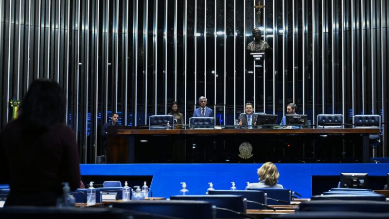 Alcolumbre confirma votação de PEC pelo fim da escala 6×1 após eleições