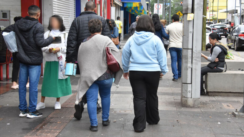 Frente fria derruba temperaturas nesta segunda, mas calor retorna já na terça-feira
